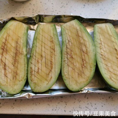 胆固醇|家常菜烤箱菜—锡纸茄子