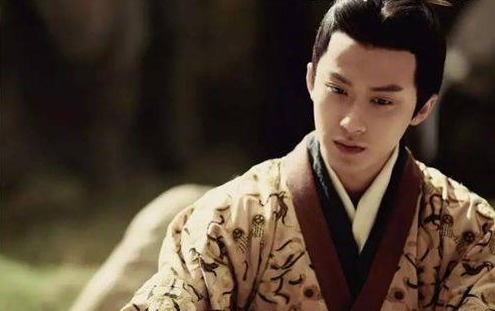 曹丕|曹丕为何40岁英年早逝你看他都干了啥，能活40岁就很高寿了！