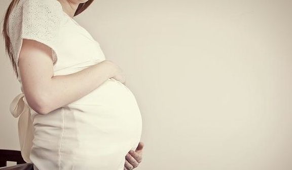 孕妈|孕期，小宝贝“努力”成长，若孕妈有这3种感觉，可能“不舒服”