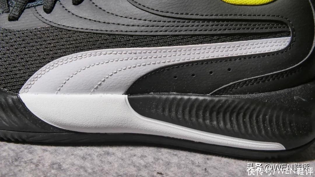 球鞋|PUMA Triple开箱：低价的外场球鞋，一鞋两穿有何惊喜？