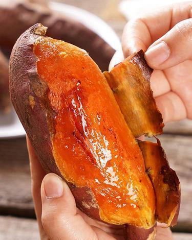 红枣|建议中老年:入秋少吃肉,若不差钱常吃这5种食物,营养高好吸收