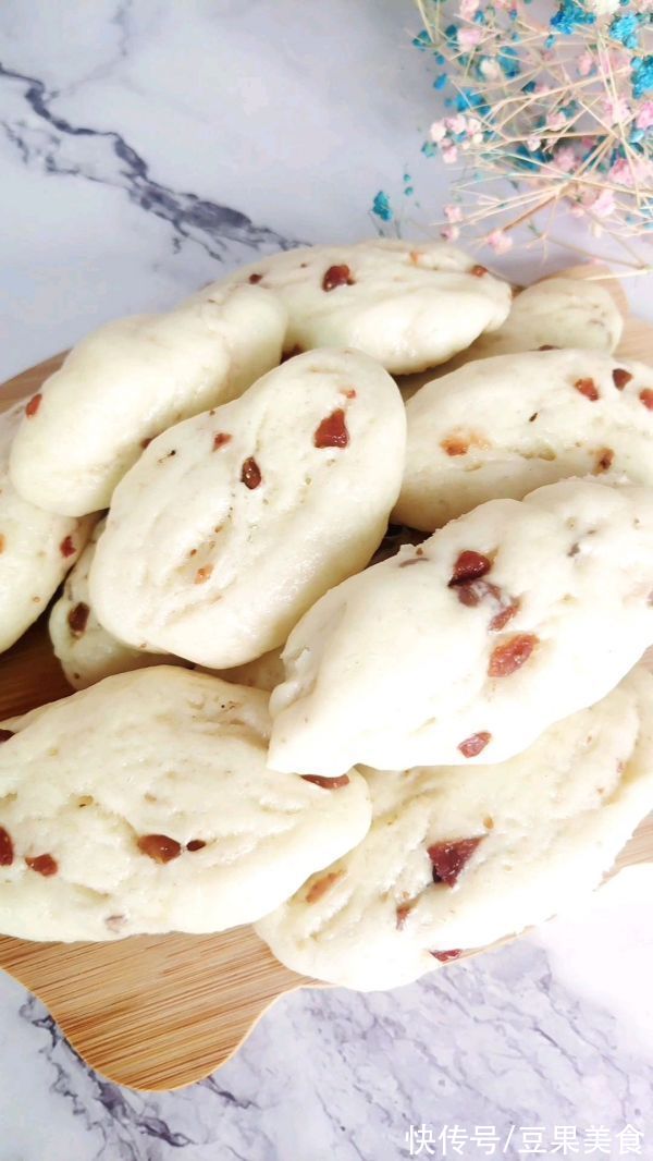 美味|#橄享国民味 热烹更美味#奶香手指馒头