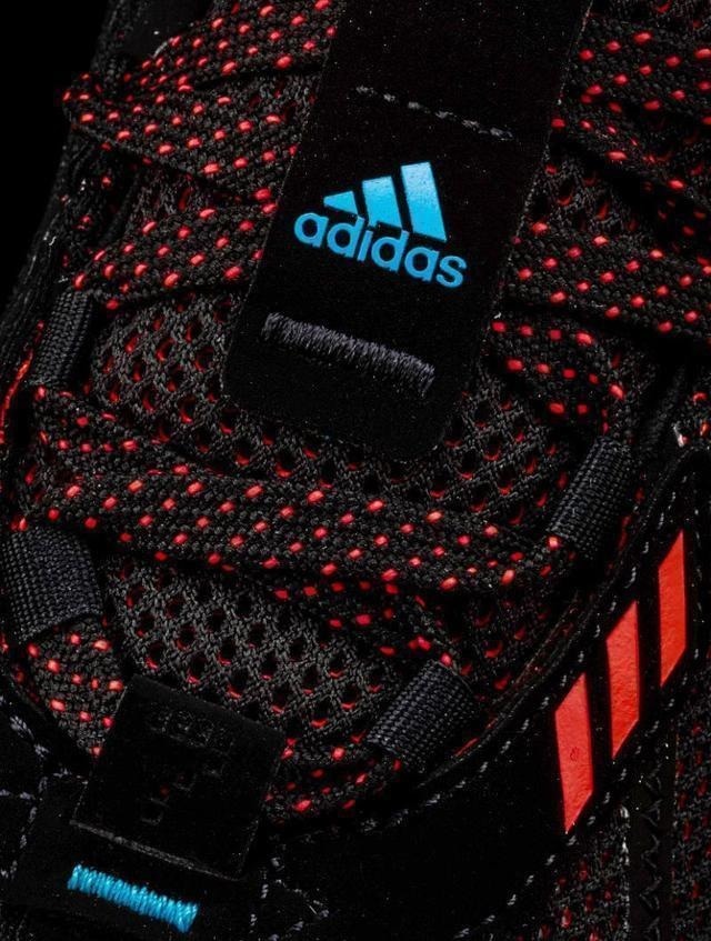 kobe 鸳鸯撞色+裸眼3D!上脚这双鞋,谁都忍不住多看两眼