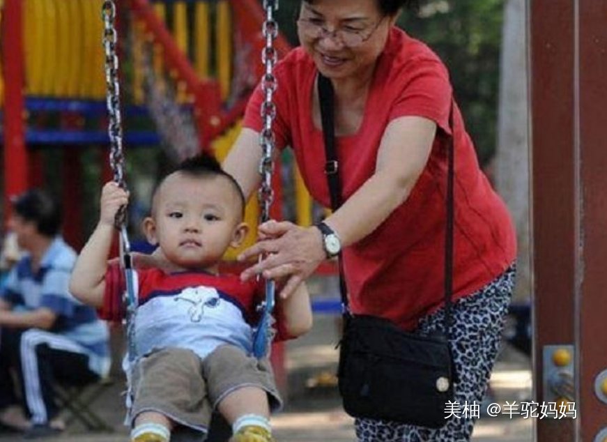 爷爷奶奶更爱孩子还是姥姥姥爷更爱孩子？别争了，有科学依据证明