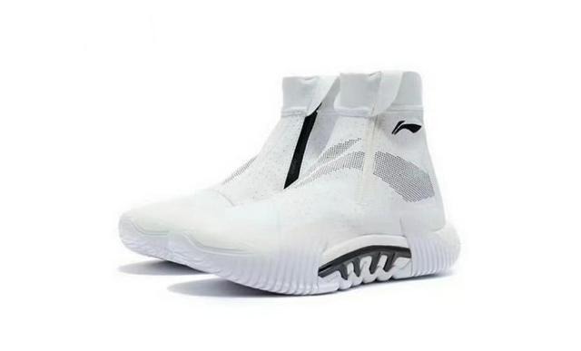 国产品牌 令人惊艳的潮流机能风,高颜值国产球鞋迎来潮酷新面孔!