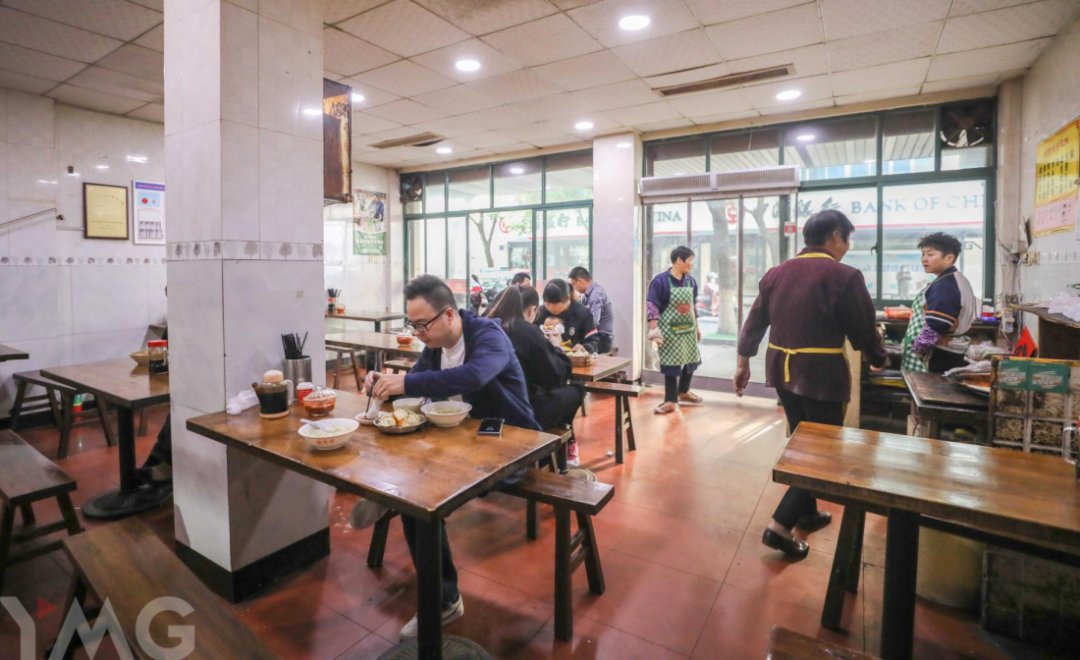 生煎包|余杭30年老店,只卖8种早点!生煎包和馄饨,满满都是儿时的味道!