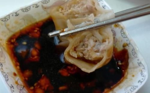 饺子|调白菜馅儿时，记住“2不放”要点，饺子鲜香细嫩，美味多汁