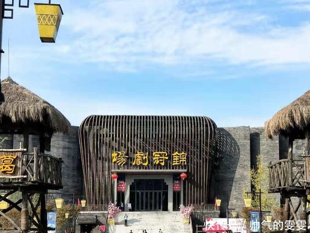 建筑群|陕西“假古镇”意外走红，建筑面积约占300亩，内涵不输周庄