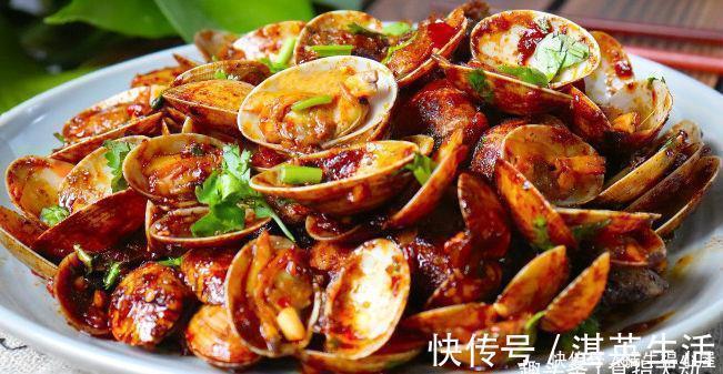 一上桌就立马抢光的家常菜，麻辣鲜香，那味道远胜餐馆、饭店！