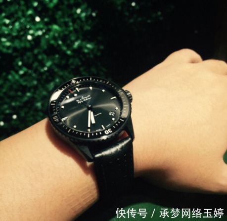 高性价比的潜水表都有哪些,它们可以陪你夏季玩水或下水吗