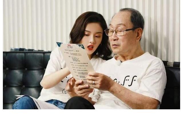 黄渤|肖战新综艺曝光，看清节目内容，或会勾起过往全程泪点相伴