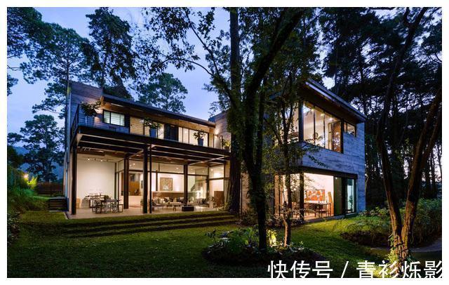 天花板|现代别墅装修设计，回归自然的林中别墅，也许这就是最后的归宿