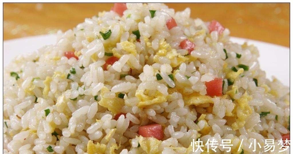 米饭|炒蛋炒饭到底是先炒蛋还是饭？很多人都弄错，难怪做出来不好吃