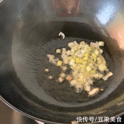 小炒湖南香干|#不容错过的鲜美滋味#小炒湖南香干