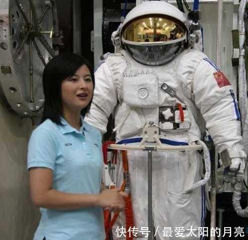 宇航服 我国航天员将于今年穿新航天服上天,宇航服的价格引人注意