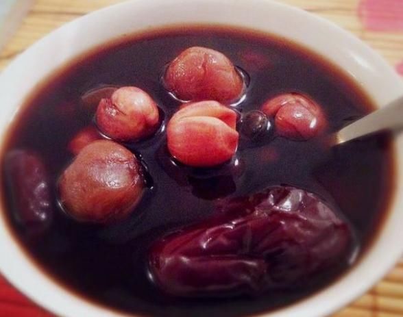 补血|此物是“天然补血王”，比红糖水都管用，女人常喝，40岁后不显老