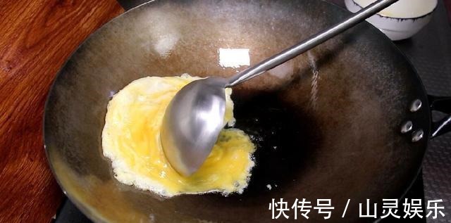 北方人爱吃的炒饼,掌握这几个技巧,做出来比路边摊的好吃