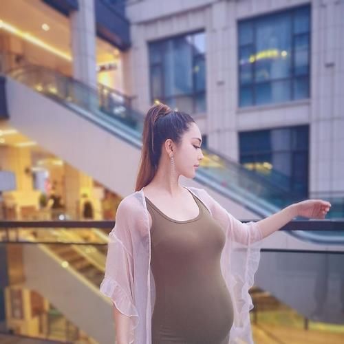 安全意识|女大学生宿舍内生孩子，围观舍友淡定：又不是第一胎了