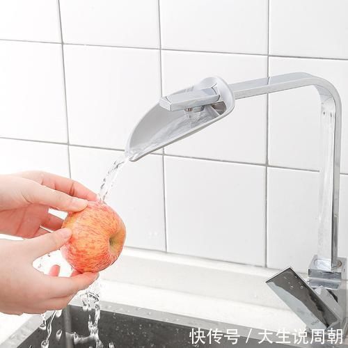 下水道处|日本狭小的卫生间里,隐藏着7个超棒的设计,用起来方便又舒适