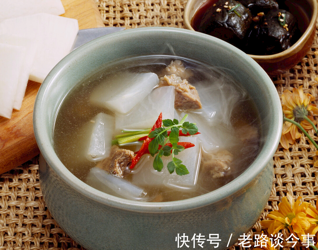 营养价值|立秋后要多煲汤喝，营养价值高，清爽鲜美不油腻，防秋燥还宁心神