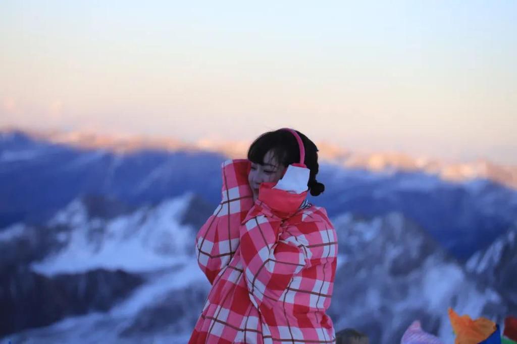 全国|厉害了！达古冰川又上央视，全国人都想打卡的冰雪仙境！