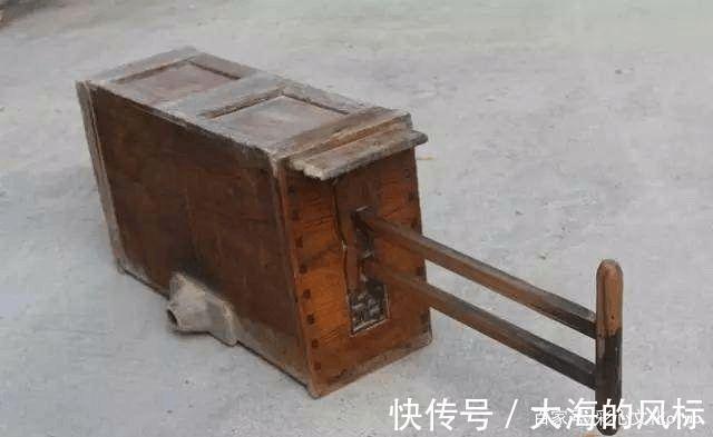 电灯泡#这些快要消失的老物件，认识3个正常，全见过说明您不再年轻了