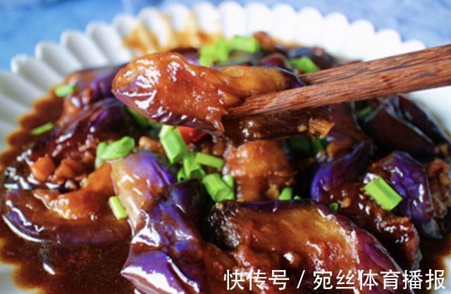 酚氧化酶|炒茄子时，为啥总发黑？下锅前多做2步，鲜香软嫩，不发黑不油腻