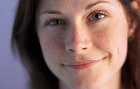 眩晕|头部出现这4个症状,可能是高血脂“盯上”你了,需警惕!速看!