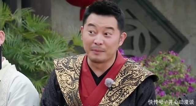 奔跑吧 半夜笑到捶床!这位32岁“东北活宝”,让这档烂综艺又火了