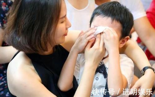 幼儿园|宝妈把儿子生日改成8月31日,还沾沾自喜,闺蜜的话让她大失所望