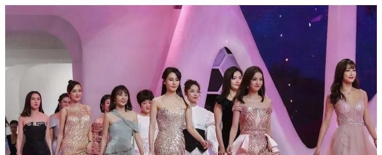 火了10年的“非誠勿擾”全是托？你知道這些女嘉賓是從哪來的嗎？