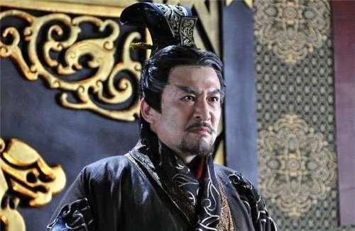 简单|秦始皇的名字叫嬴政，那他儿子为何叫扶苏和胡亥？原因很简单