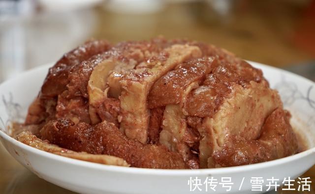 扣肉|过年必不可少的硬菜！一招教你这样做扣肉，好吃不腻，待客倍有面