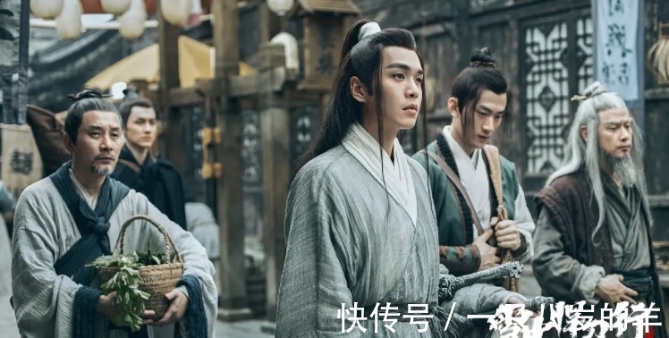 绝世高手$李淳罡死后,徐凤年身边又来了个绝世高手,有“北凉核弹”之称