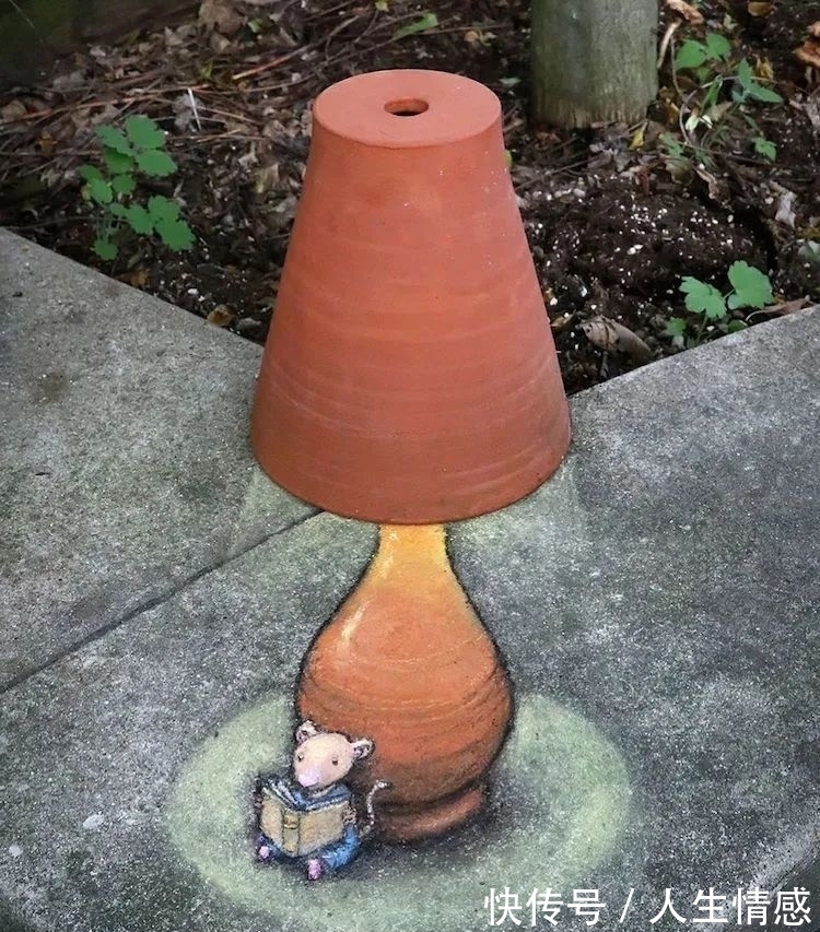 幸福的生活#可可爱爱的3D粉笔画,让无聊的街头变得妙趣横生,把路人都萌翻了