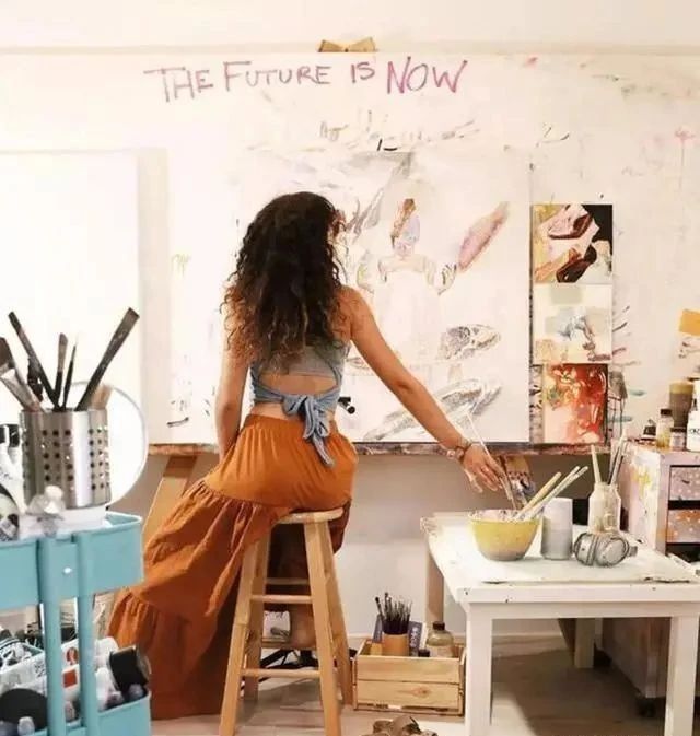 青睐|喜欢画动物的Dimitra Milan,在世界各地举办画展,作品广受青睐