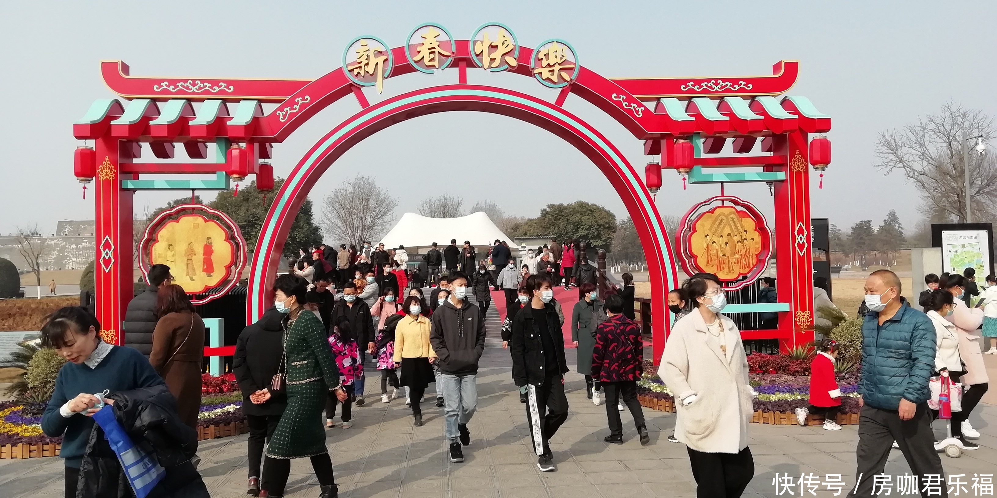 中年|大年初六!西安大明宫很热闹,现场人山人海排队参观!