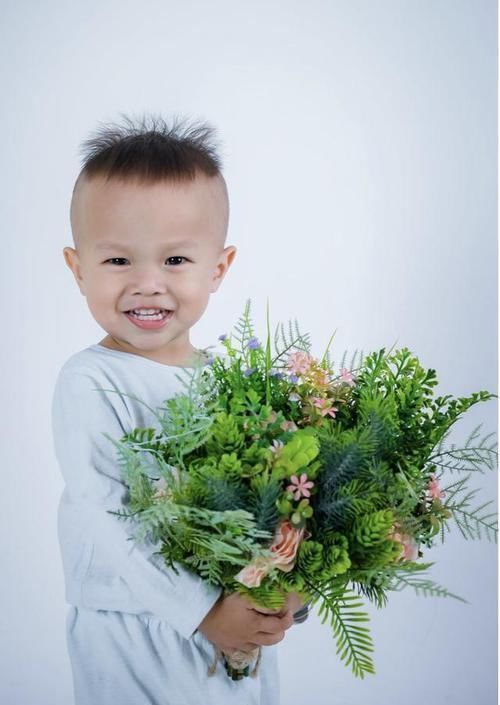 宝宝|宝宝爬着爬着突然站起来就会走了,好神奇的蜕变,你见过吗?