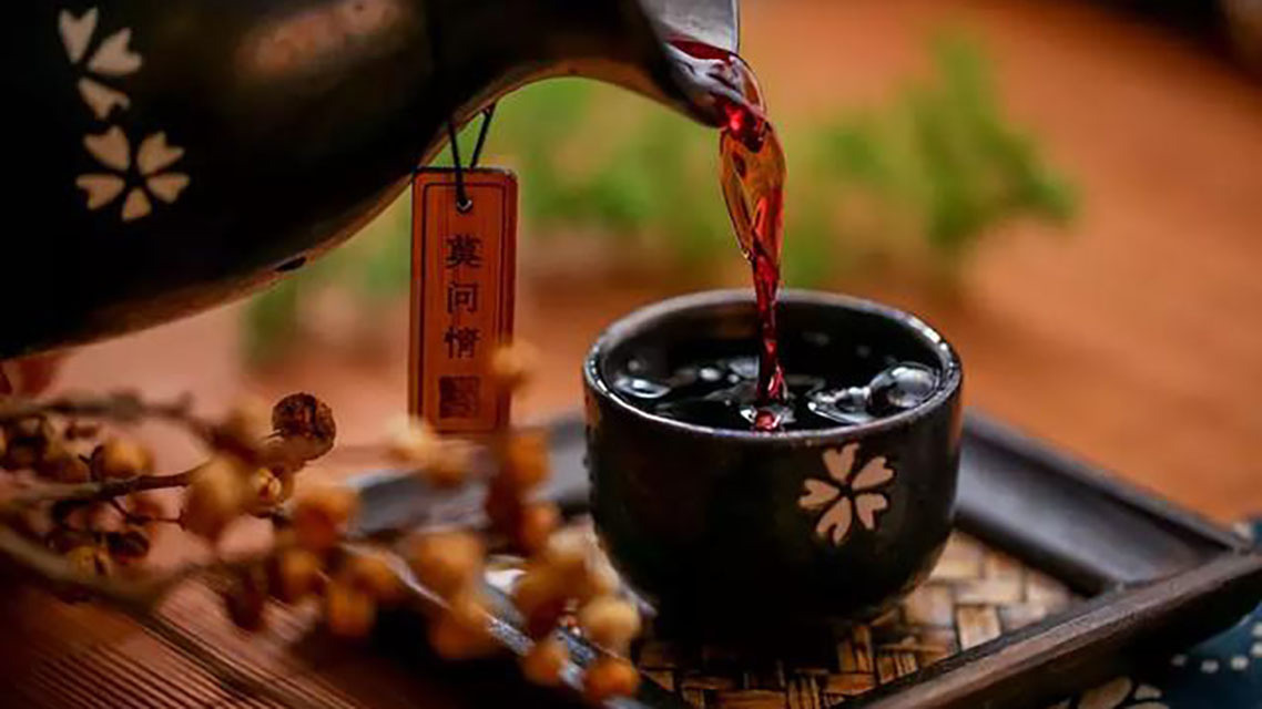 刘禹锡&刘禹锡写给白居易的一首诗,第三句流传千古,鼓励了无数人