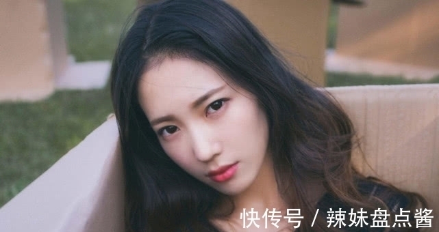染发 凡士林被称“护肤神器”,会用它的人皮肤都很赞,这几招你会吗?