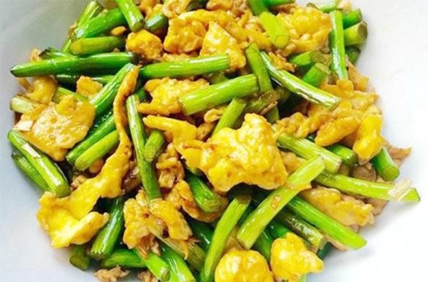 大长腿|天气越爱越凉爽孩子可以天天打篮球长高,多吃长高菜,个头蹭蹭长