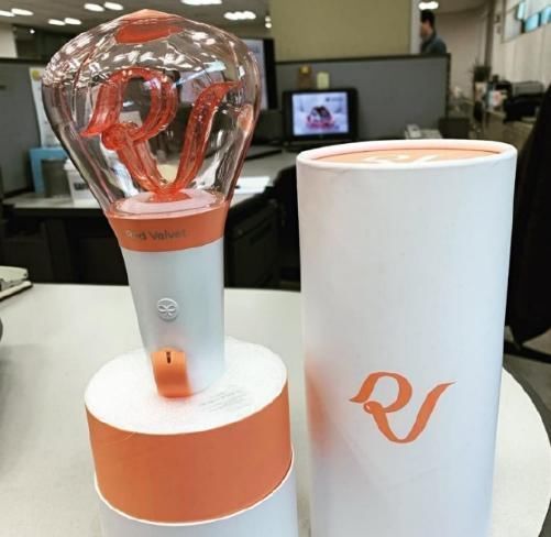 有應(yīng)援棒的女團(tuán),智齒棒、天使棒、蘿卜燈、粉錘,你最喜歡哪家?