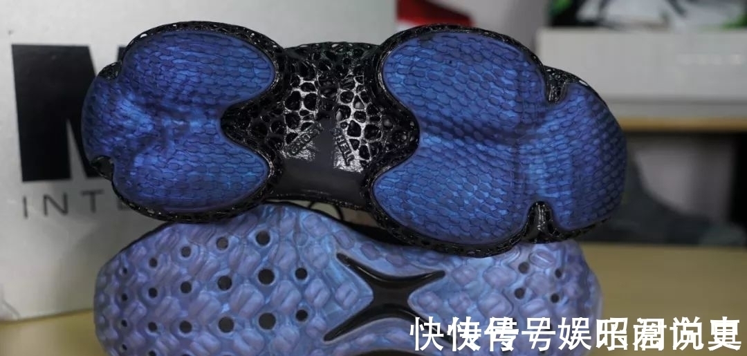 国货 国货逆天球鞋,脚感爆炸,送衣服还联名,发售价竟低于一千!