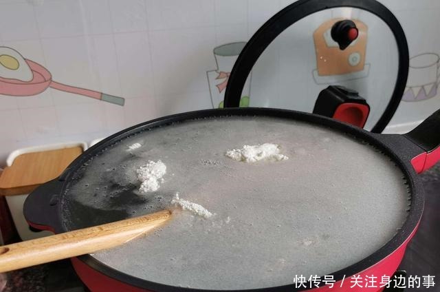 中国人吃腻了的小吃,在国外却成了稀罕物,还取名叫雨滴蛋糕