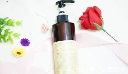 皮肤|洗澡后,啥时候抹“身体乳”效果好?很多人都做错了,难怪皮肤干