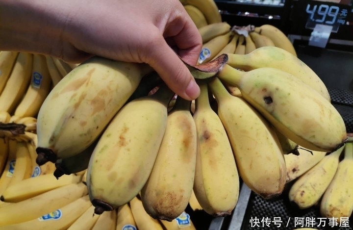  上桌|香蕉别再生吃！加1个鸡蛋，1把燕麦片，简单一烤就上桌，贼拉香