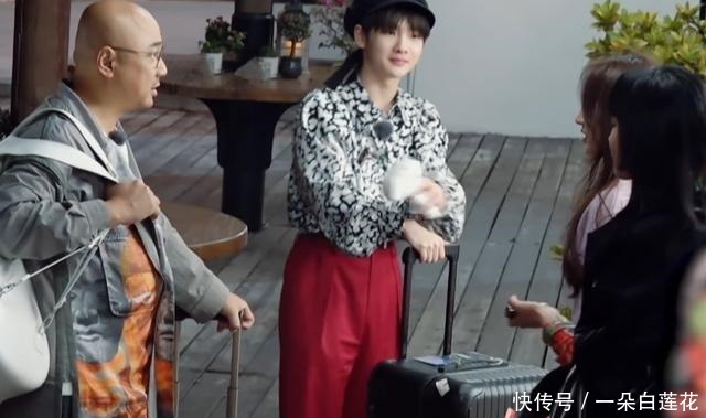 综艺|黄龄刁难周震南为啥你住单间谁注意徐峥的反应,护弟是装不出的