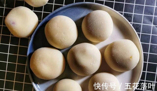 香甜|不要烤箱!教你做软糯香甜的小甜点,一看就会,操作简单没难度!