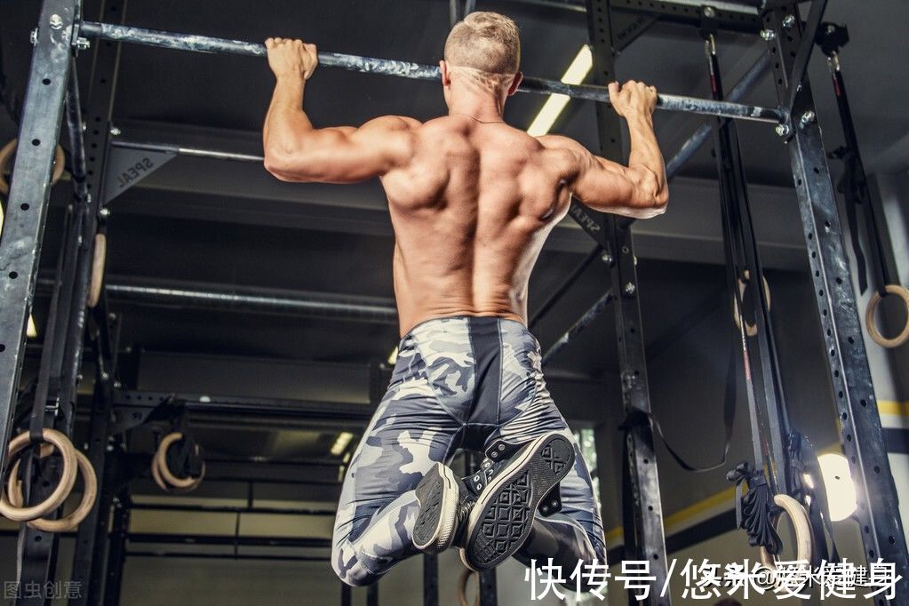 手臂|单杠的训练方法，学会5个动作，提升基础力量水平