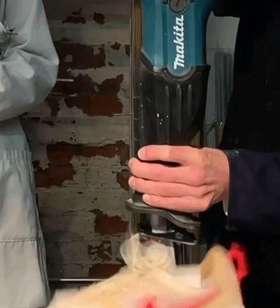 nike 铁锤击打、碎玻璃刺、冰冻、水淋都不是问题,真正的极限运动鞋